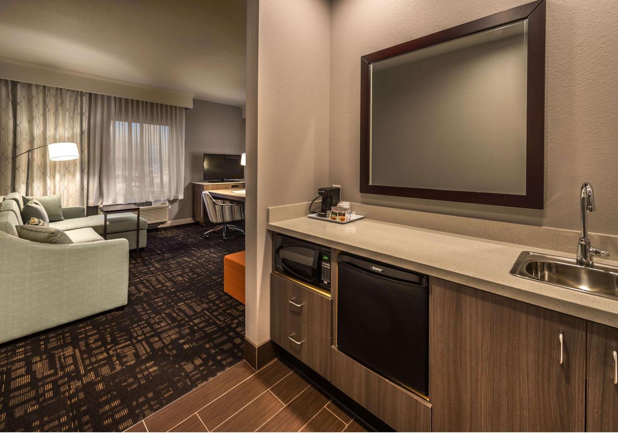 Hampton Inn & Suites - Reno West, Nv Экстерьер фото